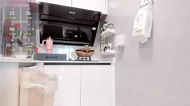 Vivian-6 online show from April 2026 12:30:02 AM