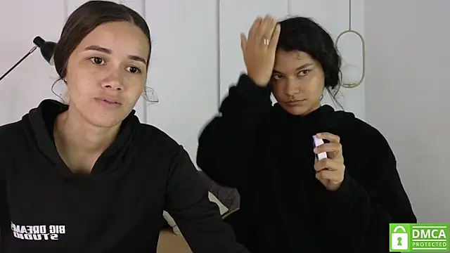 Snapshot of sexychanell_18 chatting on September 2025 01:04:01 PM sexychanell 18 online show from September 2025 01:04:01 PM