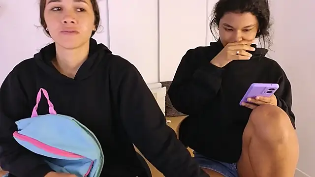 Snapshot of sexychanell_18 chatting on September 2025 12:54:01 PM sexychanell 18 online show from September 2025 12:54:01 PM