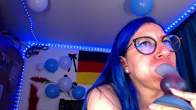 Snapshot of pussytight_pervert chatting on September 2025 11:19:01 PM pussytight pervert online show from September 2025 11:19:01 PM