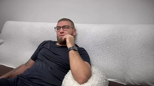 Snapshot of Bear_bear_ chatting on December 2024 12:33:01 AM Bear bear online show from December 2024 12:33:01 AM