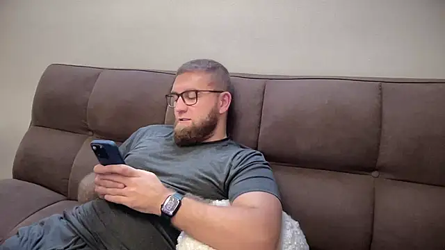 Snapshot of Bear_bear_ chatting on December 2024 10:03:02 AM Bear bear online show from December 2024 10:03:02 AM