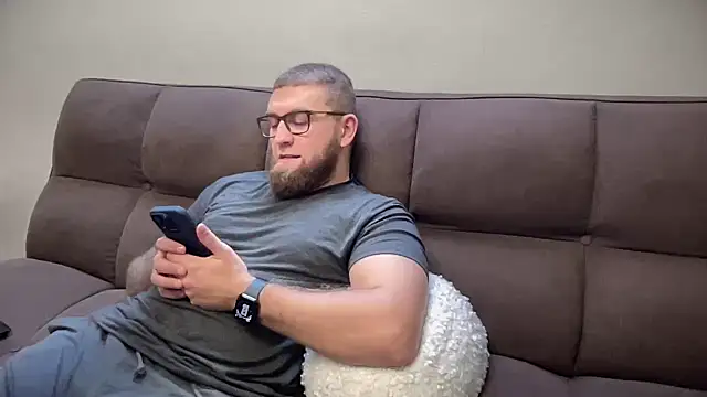 Snapshot of Bear_bear_ chatting on December 2024 09:17:02 AM Bear bear online show from December 2024 09:17:02 AM