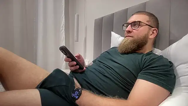 Snapshot of Bear_bear_ chatting on October 2025 11:55:01 AM Bear bear online show from October 2025 11:55:01 AM