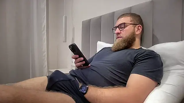 Snapshot of Bear_bear_ chatting on October 2025 11:07:01 AM Bear bear online show from October 2025 11:07:01 AM