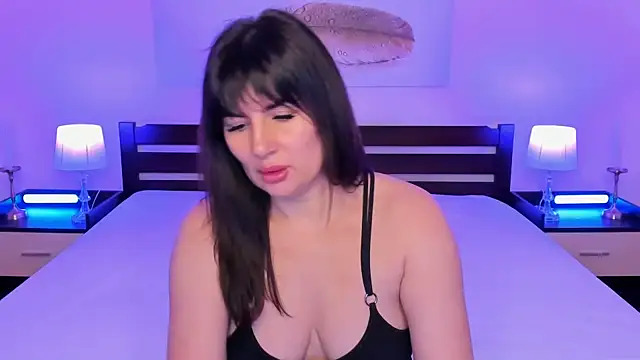 Jesss Leone online show from March 2026 01:18:02 PM