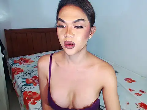 YourPlayMates online show from December 2024 07:47:01 PM