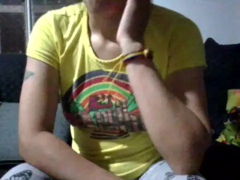 Snapshot of RAYA_1 chatting on February 2025 01:13:01 AM RAYA 1 online show from February 2025 01:13:01 AM