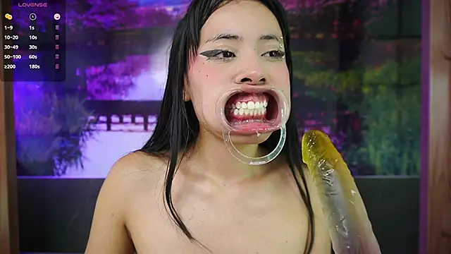 Snapshot of miss__maria chatting on January 2025 05:40:01 AM miss maria online show from January 2025 05:40:01 AM