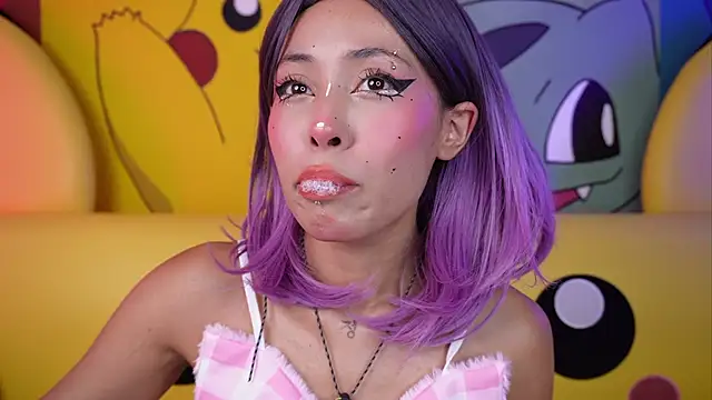 miss  maria online show from December 2025 06:05:01 PM