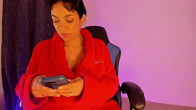 victoriachicas online show from December 2024 11:00:02 AM
