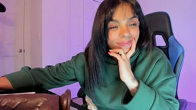victoriachicas online show from January 2025 05:30:02 AM