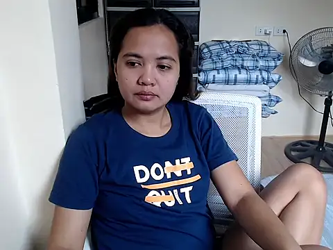 xTheLastVIRGINx online show from February 2026 04:53:02 AM