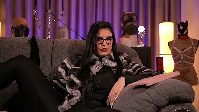 kelly kent online show from December 2024 04:27:02 AM