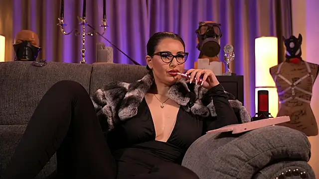 kelly kent online show from January 2025 02:26:02 AM