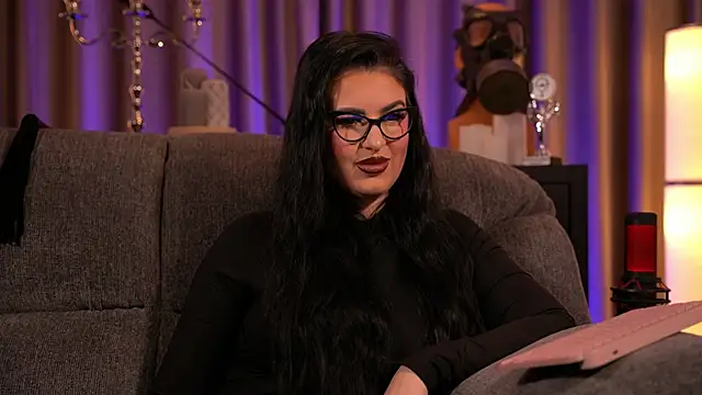 kelly kent online show from January 2025 12:43:02 AM