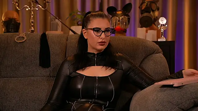 kelly kent online show from October 2025 09:13:01 PM