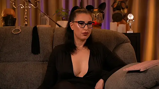 kelly kent online show from October 2025 10:32:02 PM