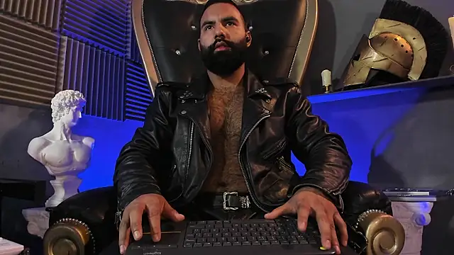 Snapshot of BeardAndrew chatting on March 2026 03:00:02 AM BeardAndrew online show from March 2026 03:00:02 AM