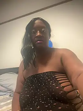 Snapshot of Katiefyi chatting on March 2026 12:07:02 AM Katiefyi online show from March 2026 12:07:02 AM