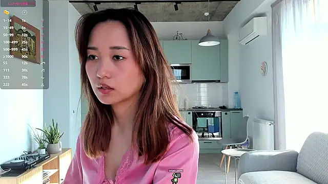 Snapshot of julias_tapes chatting on December 2024 09:00:02 AM julias tapes online show from December 2024 09:00:02 AM