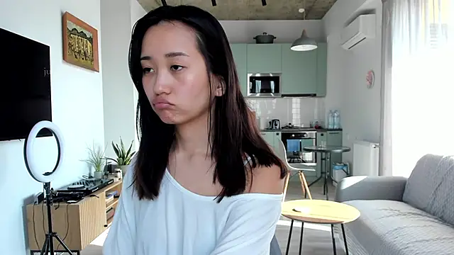 Snapshot of julias_tapes chatting on January 2025 07:41:01 AM julias tapes online show from January 2025 07:41:01 AM