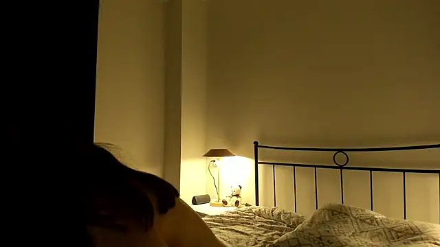 Snapshot of julias_tapes chatting on February 2025 12:16:01 AM julias tapes online show from February 2025 12:16:01 AM