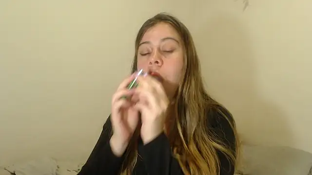 Snapshot of SweetSofty chatting on January 2025 09:05:01 PM SweetSofty online show from January 2025 09:05:01 PM