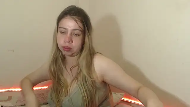 Snapshot of SweetSofty chatting on September 2025 11:15:02 PM SweetSofty online show from September 2025 11:15:02 PM