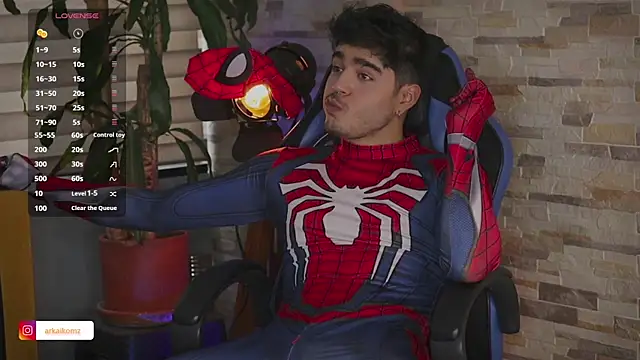 Snapshot of Arkaikomz chatting on January 2025 09:25:01 PM Arkaikomz online show from January 2025 09:25:01 PM