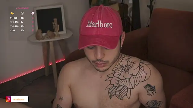 Snapshot of Arkaikomz chatting on March 2025 10:34:02 PM Arkaikomz online show from March 2025 10:34:02 PM