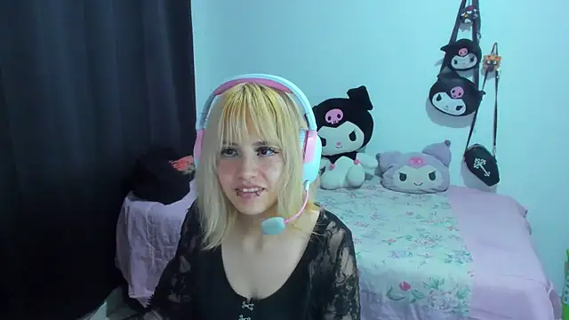 Akane-Mou online show from October 2025 03:25:01 AM