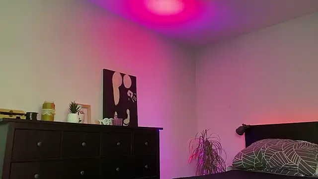 spottyyy online show from October 2025 07:36:02 PM