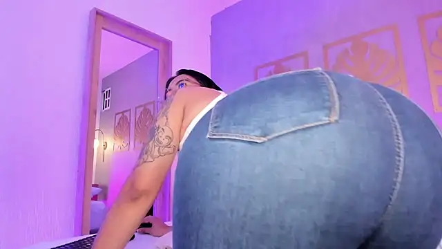 majo rose online show from December 2025 07:34:02 PM