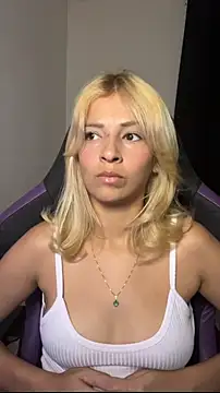 jujubinhahot online show from October 2025 10:32:02 PM