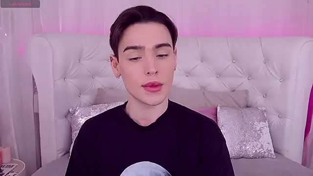 RobbyCharming online show from January 2025 07:50:02 PM