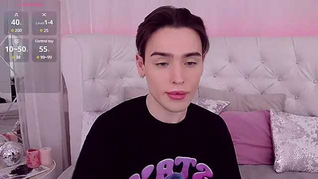 RobbyCharming online show from January 2025 07:44:02 PM