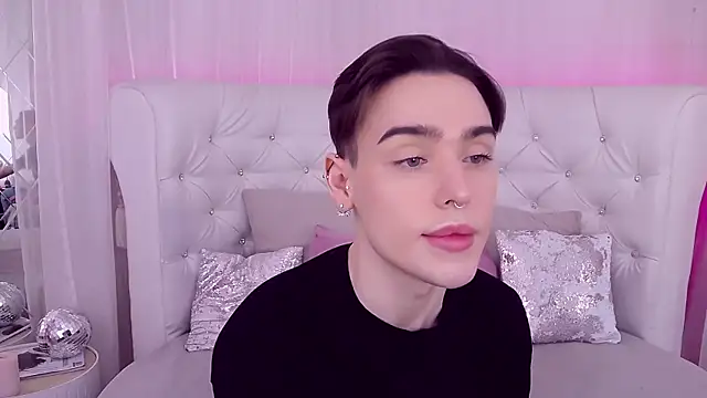 RobbyCharming online show from January 2025 07:46:01 PM