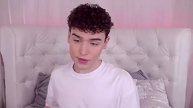 RobbyCharming online show from September 2025 03:54:01 AM