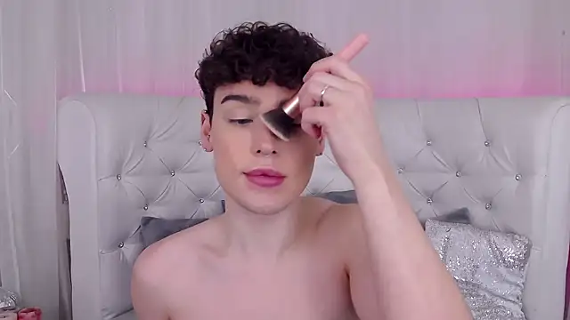 RobbyCharming online show from October 2025 03:39:02 AM