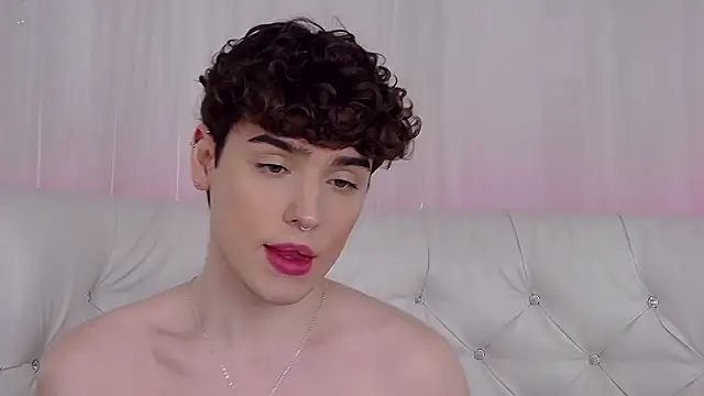 Snapshot of RobbyCharming chatting on March 2026 05:44:01 AM RobbyCharming online show from March 2026 05:44:01 AM