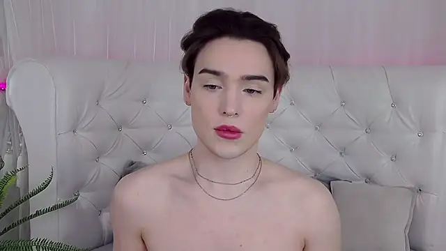 RobbyCharming online show from April 2026 04:32:01 AM