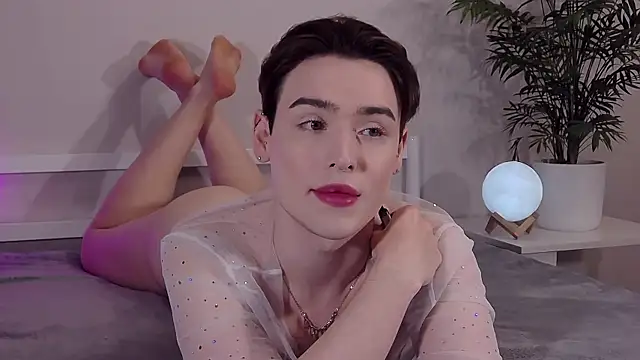 RobbyCharming online show from May 2026 04:50:01 AM