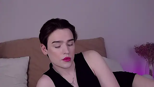 RobbyCharming online show from June 2026 07:17:01 AM