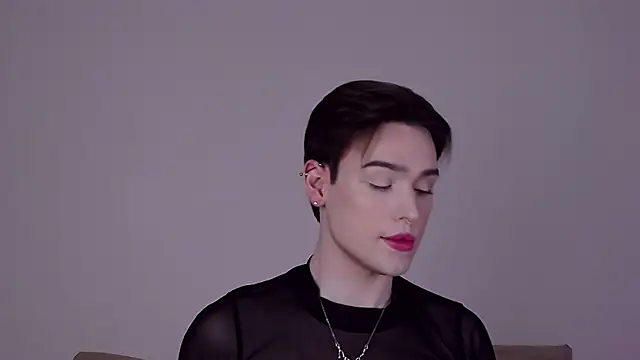 RobbyCharming online show from June 2026 07:12:02 AM