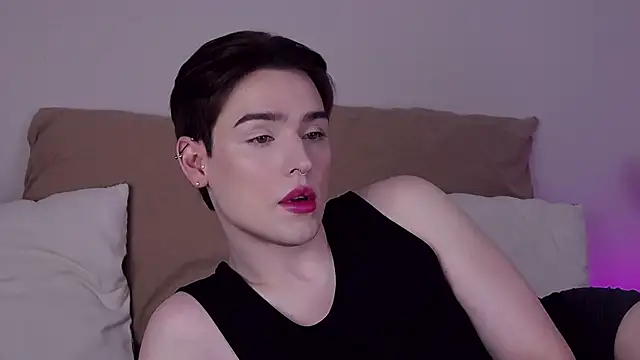 RobbyCharming online show from June 2026 07:46:01 AM