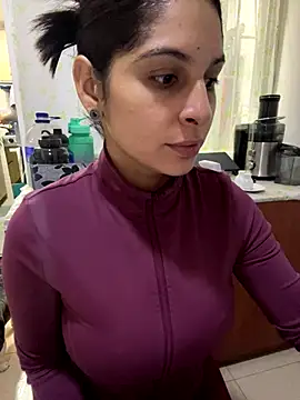 charlotte stevenss  online show from November 2025 03:44:02 PM