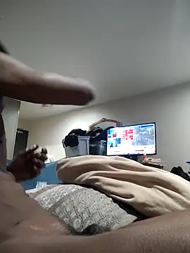 Snapshot of mayywetter chatting on March 2025 10:57:01 AM mayywetter online show from March 2025 10:57:01 AM