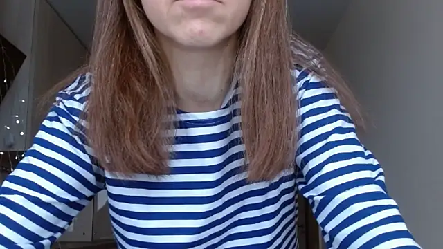 Snapshot of Popppka chatting on January 2025 11:28:02 AM Popppka online show from January 2025 11:28:02 AM