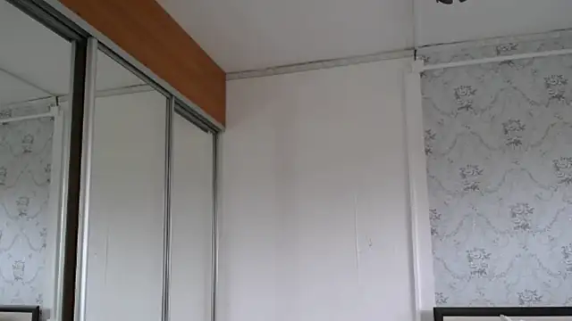 Snapshot of Popppka chatting on October 2025 11:33:02 AM Popppka online show from October 2025 11:33:02 AM